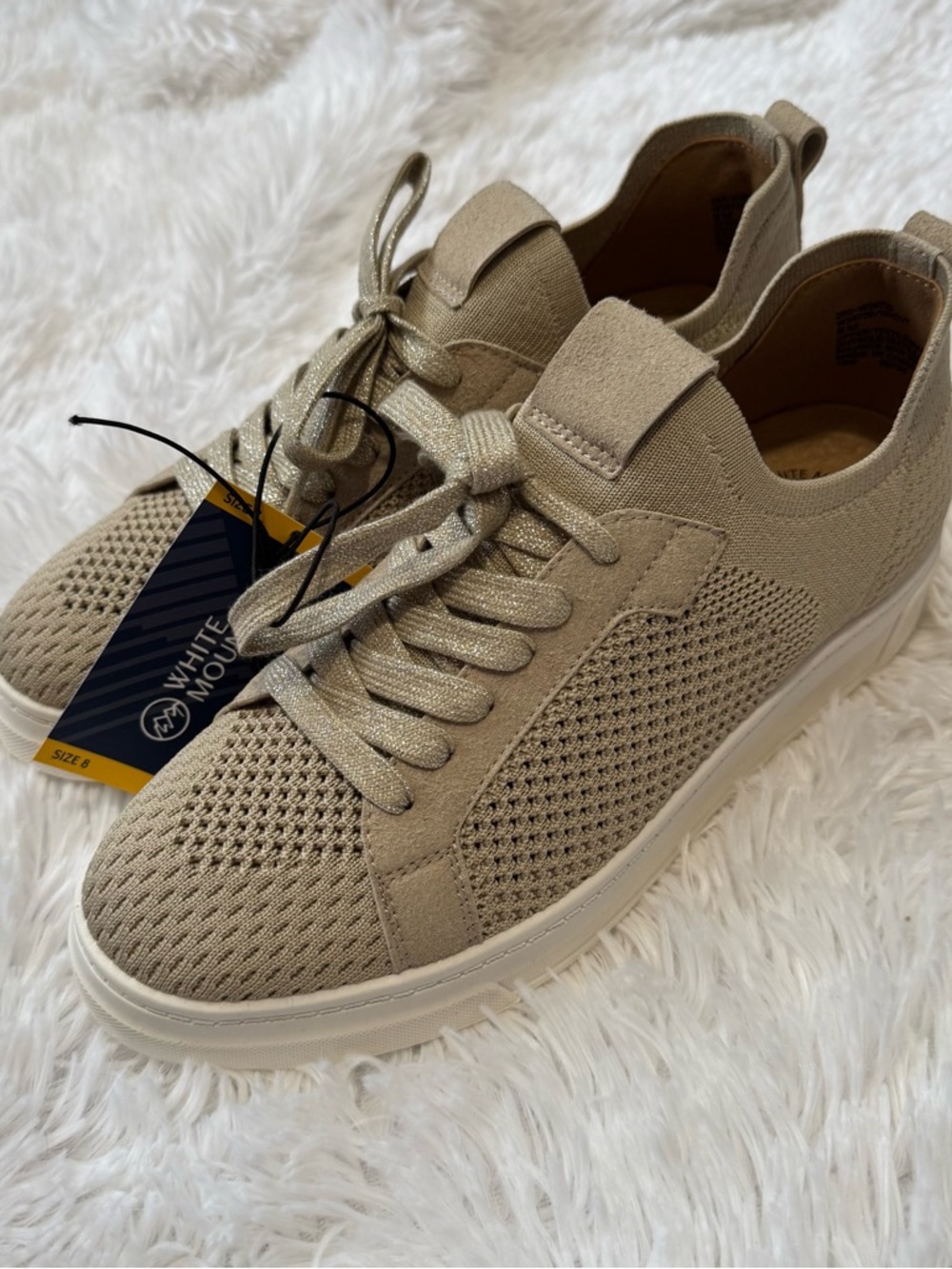 White Mountain Women's Lace Up Sneakers Size 8 NWT